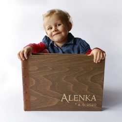 Velké dřevěné fotoalbum Alenka